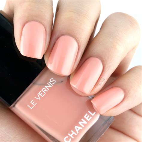 chanel tulle nail|Chanel le vernis nail color.